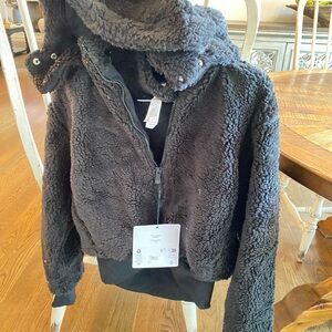 Alo Cozy Black Sherpa Hooded Jacket SMALL